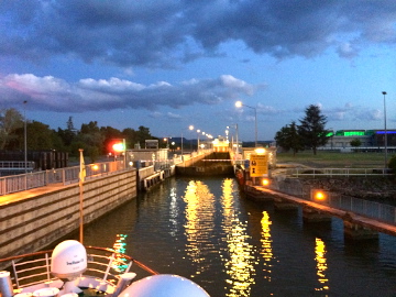 Schleuse von Bollène